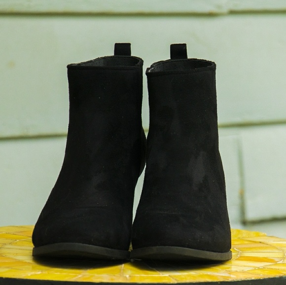 Wild Diva Black Boots - Picture 4 of 4